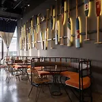 Em Oi Boutique Hotel