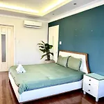 Anna Luxury Apartment
