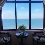 Anna Luxury Apartment