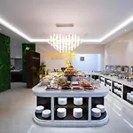 Cordial Grand Hotel Da Nang Beach