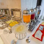 Cordial Grand Hotel Da Nang Beach