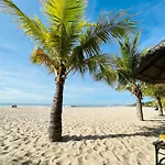 1 Seaview- 2 Gardenview 2Mins To The Beach - Luxury Condotel