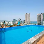 Prague Da Nang Beach Hotel