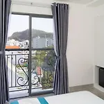 Sun Hill Hotel
