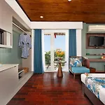 Vinh Hung Riverside Resort&Spa