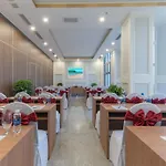 Avari Hotel