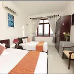 Dream Hotel