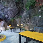 Song Toan Hotel