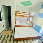 KháCh SạN Lý Phú Quý