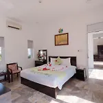 Tranquil Lucky Leaf Villa