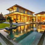 Deluxe Beachside Resort Danang