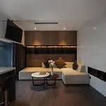 Draco Hotel & Suites