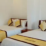 Golden Beach Hotel