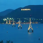 My Long Hotel