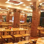 Ngoi Nha Xanh Hotel