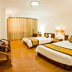Bamboo Green Riverside Hotel