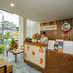 Hong Phuc Hotel 4 Da Nang