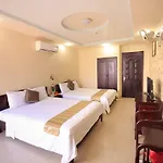 Remi Hotel