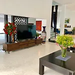 Camellia Villa