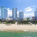 Ibeach Seaview Centre Apartment