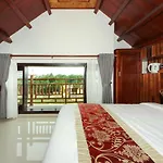 Biệt Thự Threeway Riverside