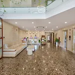 Lavender Riverside Hotel