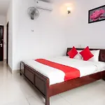 Oyo 557 Phi Yen Hotel