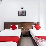 Oyo 557 Phi Yen Hotel