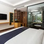 Capital O 781 Brilliant Majestic Hotel