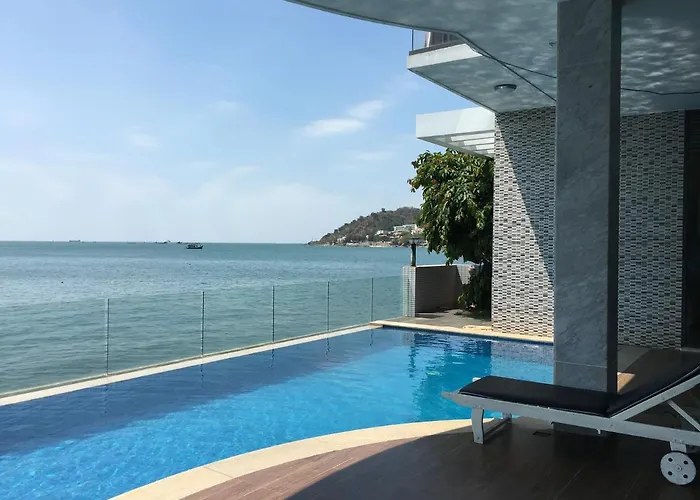 Bai Sau Beach House