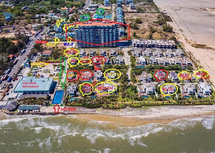 VILLA ARIA RESORT, THE SEA BY 10m,Biển và hồ bơi riêng
