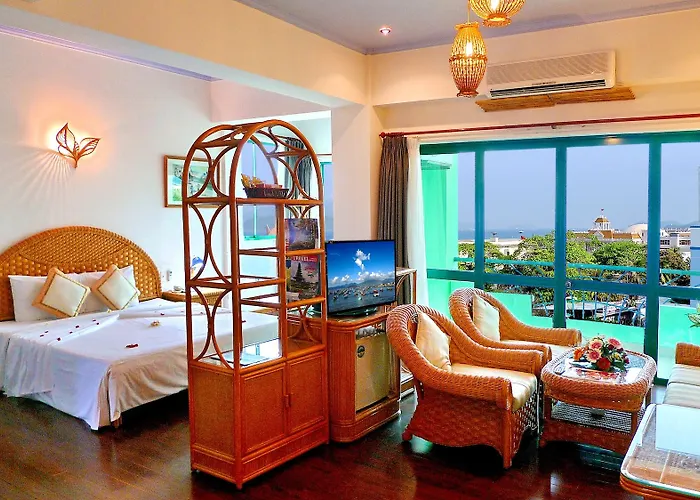 Green Hotel
