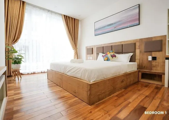 Modern & Charming Penthouse 5Brs In Da Nang Center