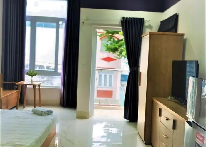 Love Hotel & Apartments