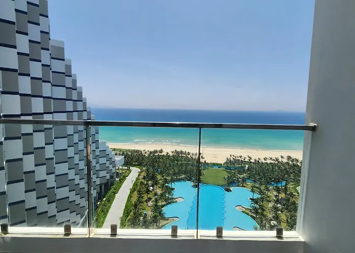Arena Cam Ranh Beach House-View Phố