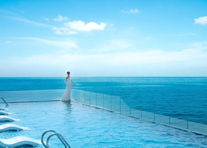 Vias Hotel Vung Tau - Transportation Included