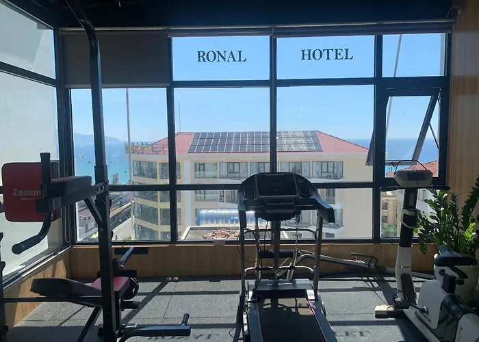 Ronal Hotel