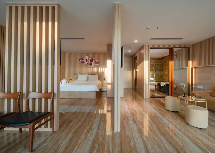 Emerald Bay Hotel & Spa Nha Trang