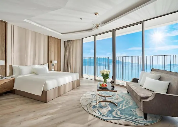 Lyn Panorama Nha Trang Condotel
