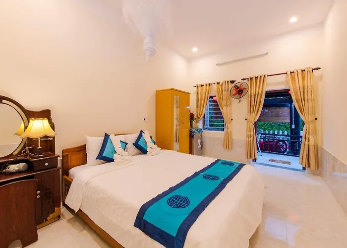 Bougain Villeas Homestay