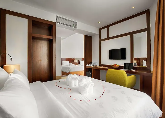 Sofia Suite Hotel Danang