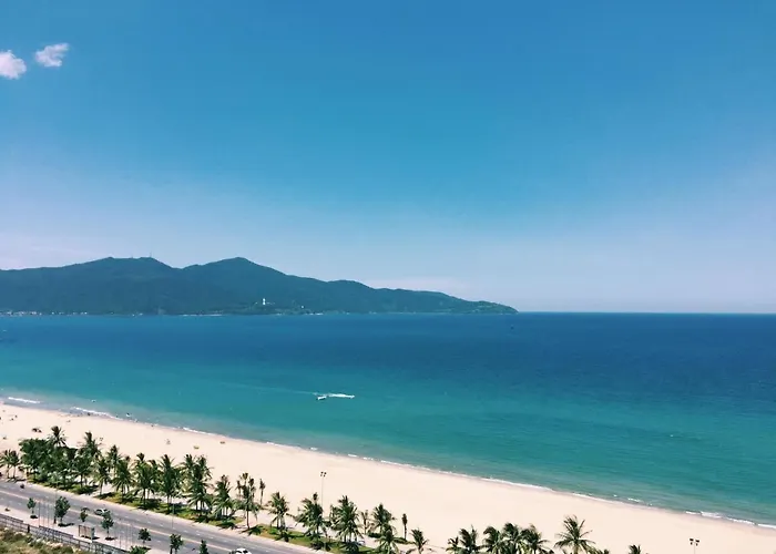 Da Nang Daisy Apartment 1 Beach View