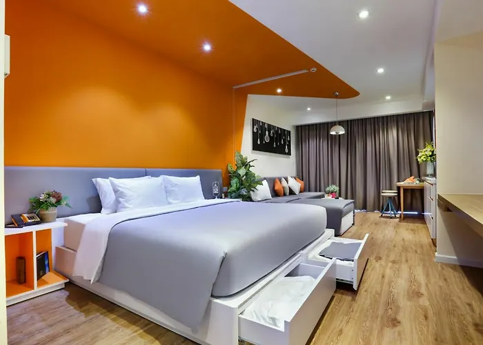 Parama Apartments Balcony Beachfront