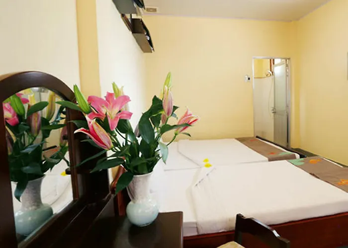 Hon Rom 1 Resort