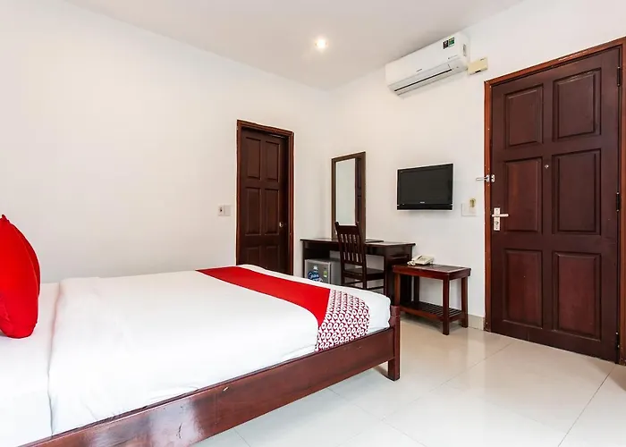 Oyo 557 Phi Yen Hotel