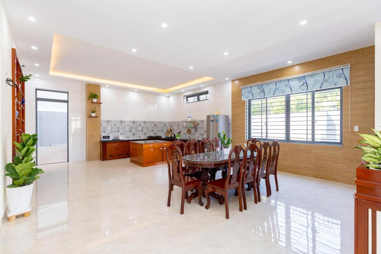 Palm 28 - In Vungtau Pool, Karaoke, Bida Villa *