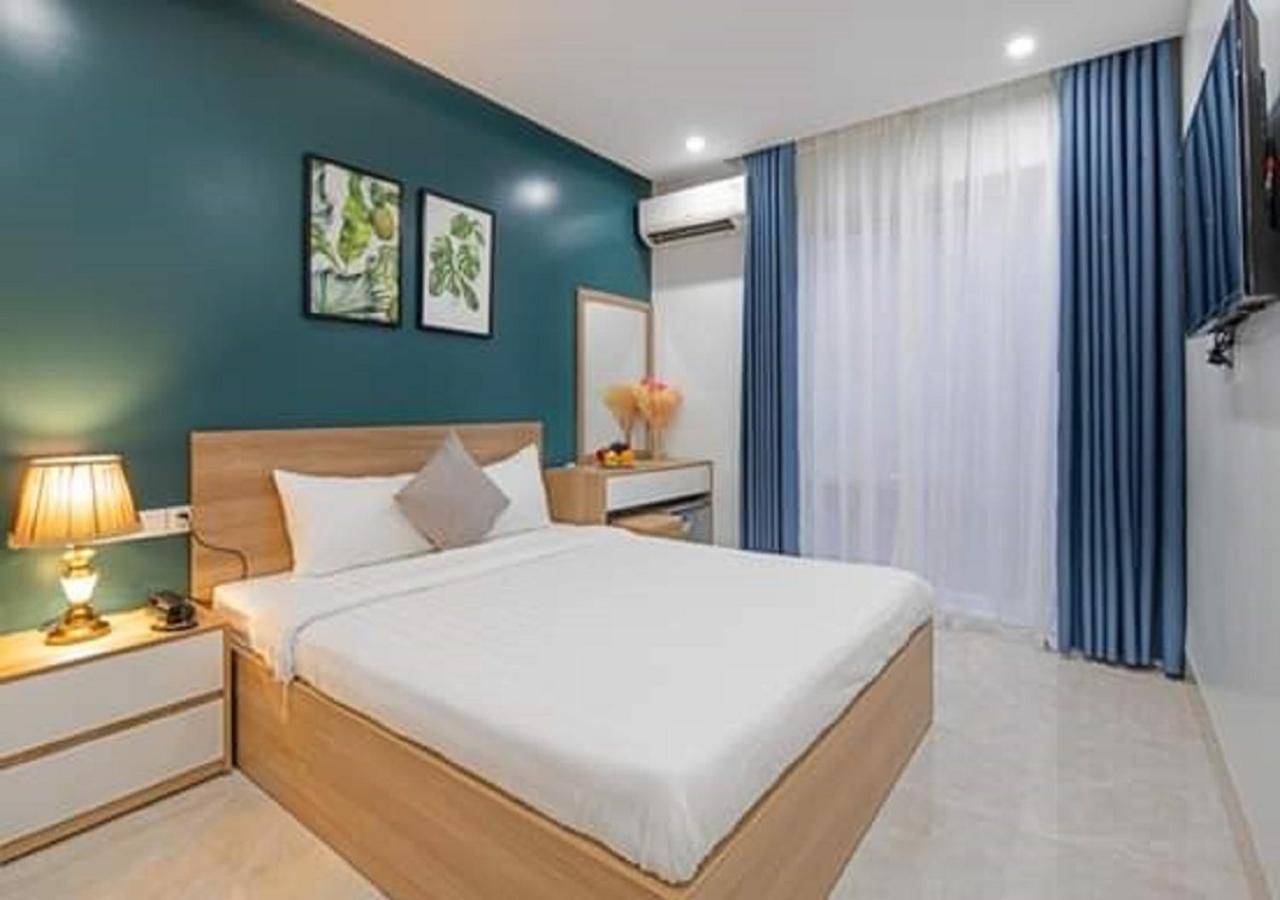 Hotel Suri & 2*