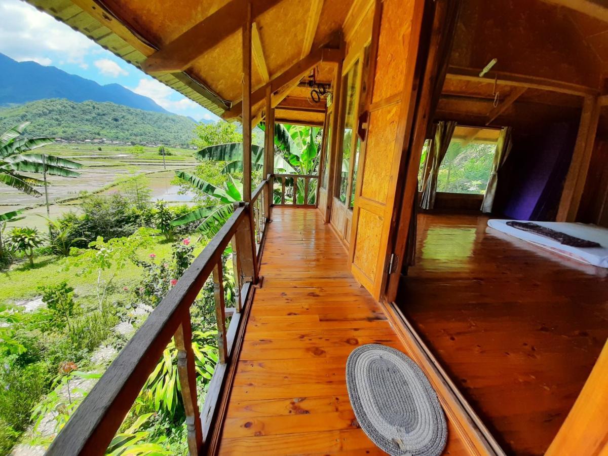 Little Homestay *
