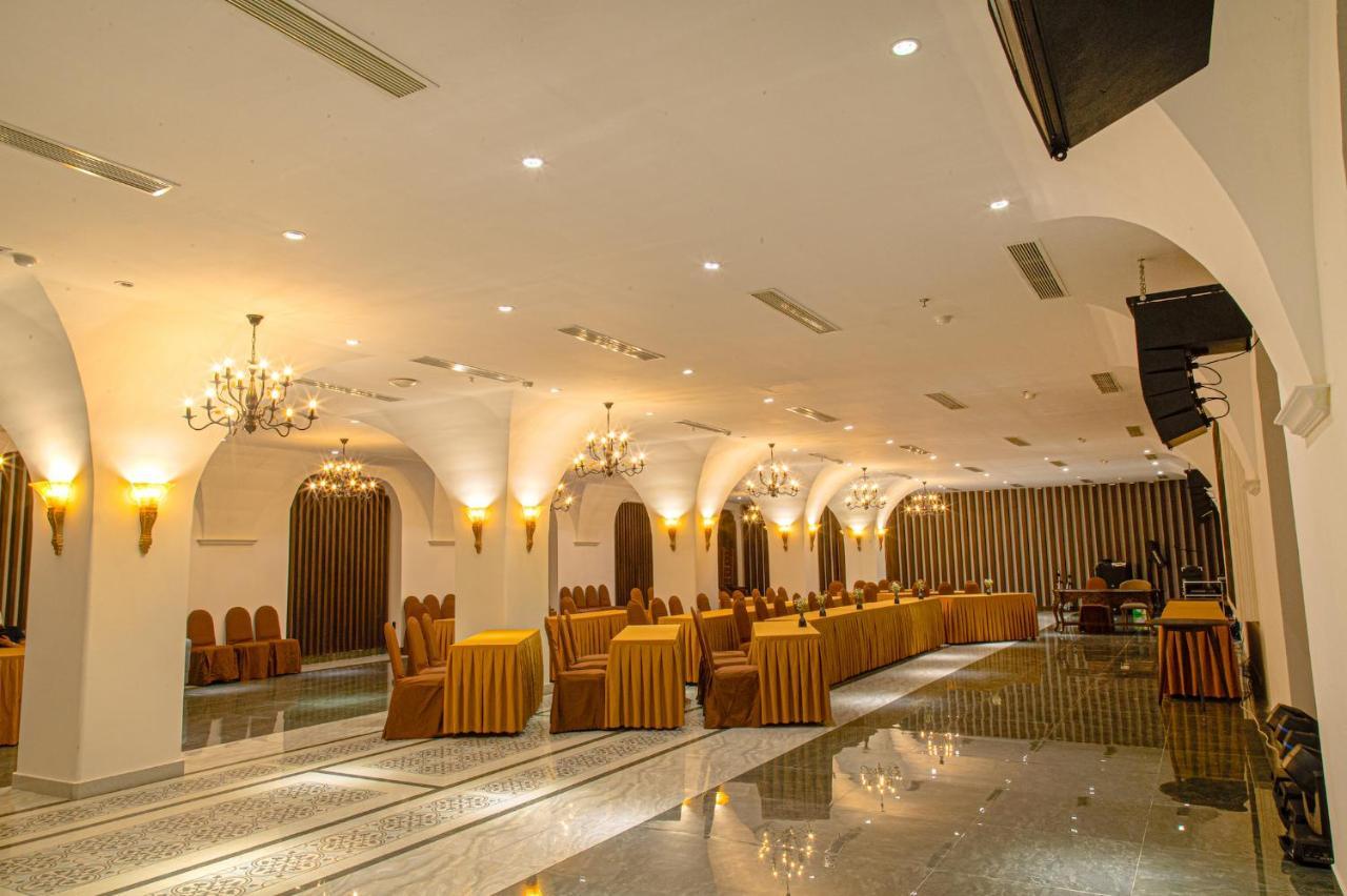 Dong Duong Hotel&suites Khách sạn Đà Nẵng