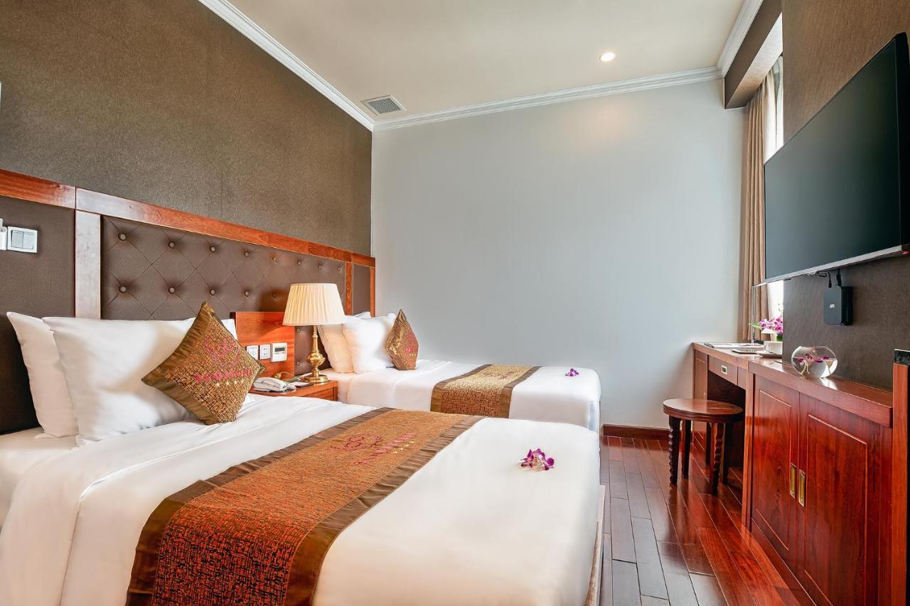 Samdi Khách sạn 4*